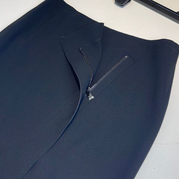 VINCE knee length black pencil skirt size 0 - Picture 5 of 10